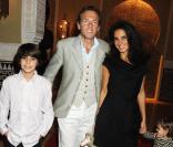 Stéphane Freiss, sa femme Ursula et leurs enfants Ruben et Bianco lors de l\'inauguration du complexe hôtelier de Mazagan Beach le 31 octobre 2009 au Maroc