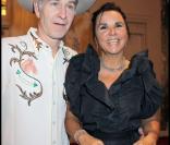 John McEnroe a toujours été un franc tireur sur les cours de tennis. Pas étonnant que l'ex-champion est choisi un costume de cow-boy, le 31 octobre 2009.