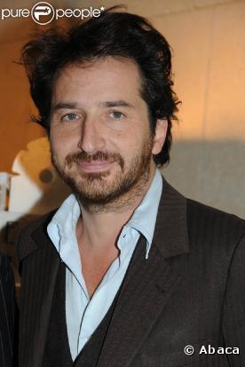 Edouard Baer à l'occasion de l'avant-première des  Herbes Folles , qui s'est déroulée à la Cinémathèque Française de Bercy, à Paris, le 2 novembre 2009 !