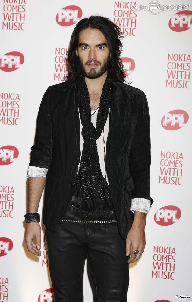 Russell Brand à la cérémonie du Music Industry Trust Award, à Londres le 2 novembre 2009.