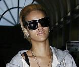 Rihanna arrive à l'aéroport de Los angeles, LAX, le 3 novembre 2009