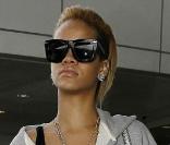 Rihanna arrive à l'aéroport de Los angeles, LAX, le 3 novembre 2009
