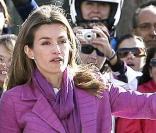 La princesse Letizia a pris un cours d'histoire de l'art à Zamora le 3/11/09