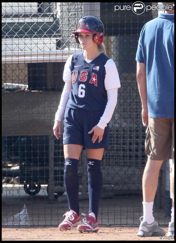 Reese Witherspoon lors d'un match de softball à Los Angeles le 4 novembre 2009