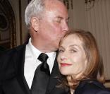 Isabelle Huppert honore son metteur en scène de 