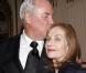 Isabelle Huppert honore son metteur en scène de 