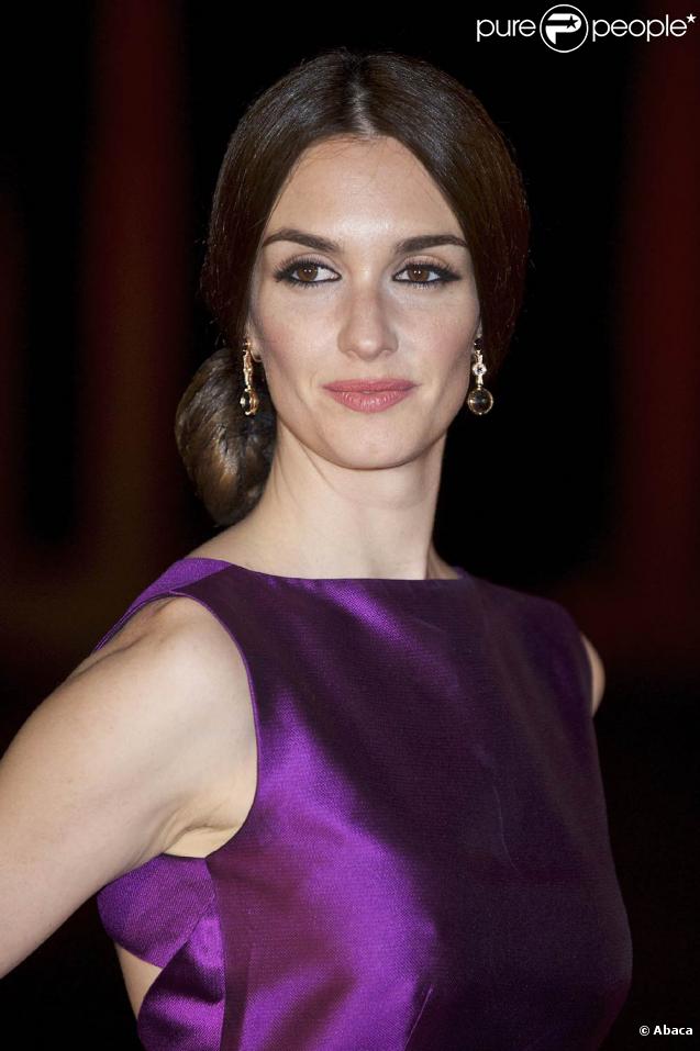 L'élégante Paz Vega, lors de l'avant-première de  Triage , de Danis Tanovic, dans le cadre du 6e Festival Européen du Film de Séville, le 6 novembre 2009.