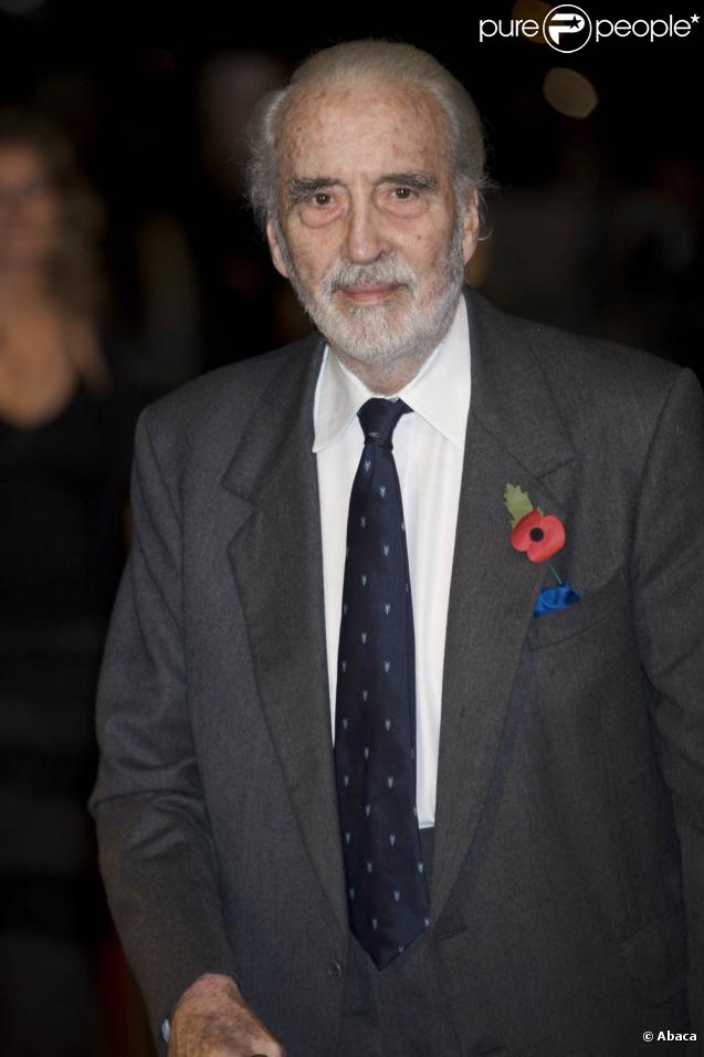 Christopher Lee, lors de l'avant-première de  Triage , de Danis Tanovic, dans le cadre du 6e Festival Européen du Film de Séville, le 6 novembre 2009.