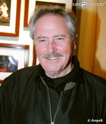 Victor Lanoux