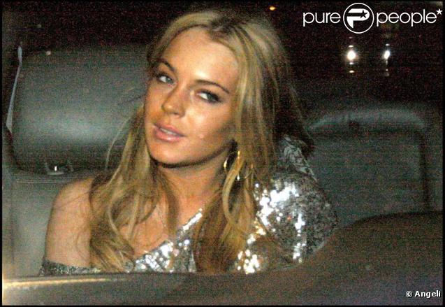 Lindsay Lohan la fêtarde montre un autre visage 