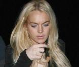 Lindsay Lohan inquiète déambule à Los Angeles 