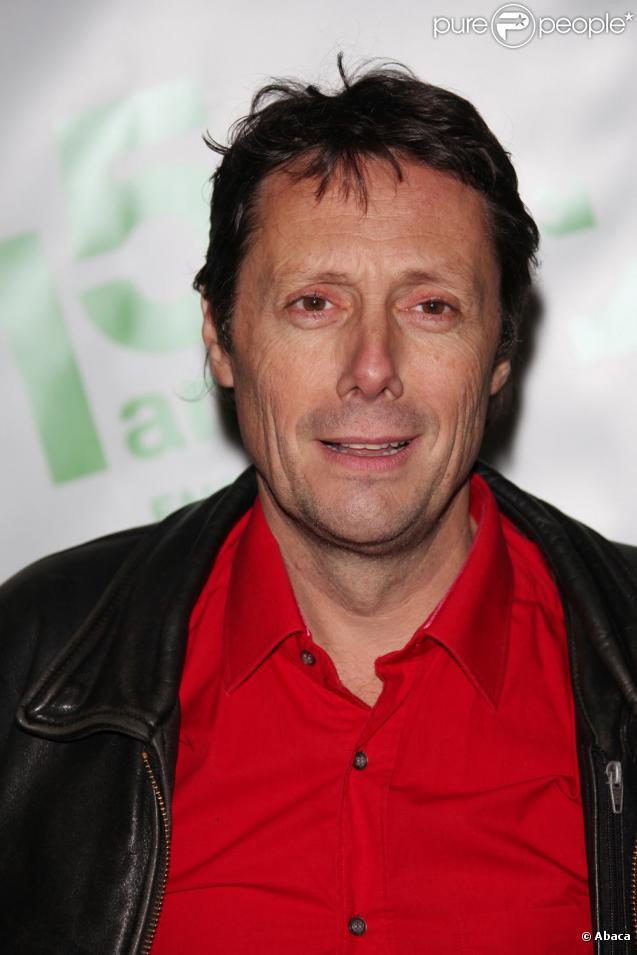 Antoine de Maximy ira dormir chez vous.. ou chez France 5 ! 