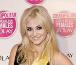  Pixie Lott lors des Cosmopolitan Women of the year Awards au Banqueting House de Londres le 11 novembre 2009 