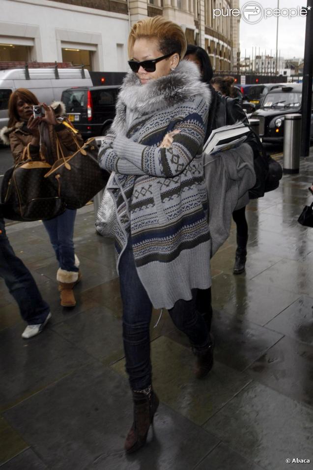 Rihanna à Londres, le 13/11/09