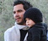 Jessica Alba en famille lors d'une dégustation de vins à Los Angeles le 15/11/09
