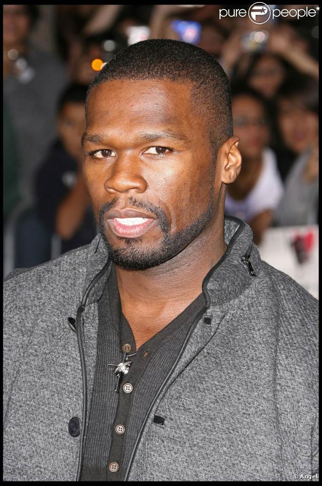 50 Cent, à l'occasion de l'avant-première de  Twilight 2 - Tentation , qui s'est tenue au Graumann's Chinese Theatre de Los Angeles, le 16 novembre 2009.
