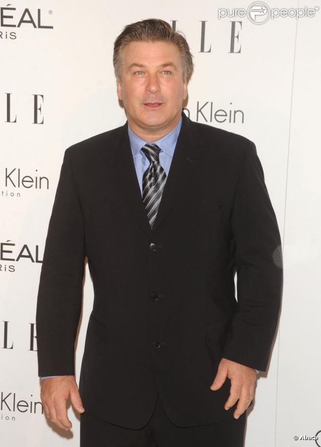 Alec Baldwin, star de 30 Rock, va afficher une nouvelle conquête à son palmarès !
