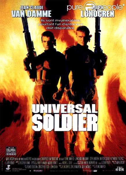 Universal Soldier déborde de testostérone et montre le goût d'Emmerich pour les explosions... ce ne sont que les débuts du cinéaste à Hollywood
