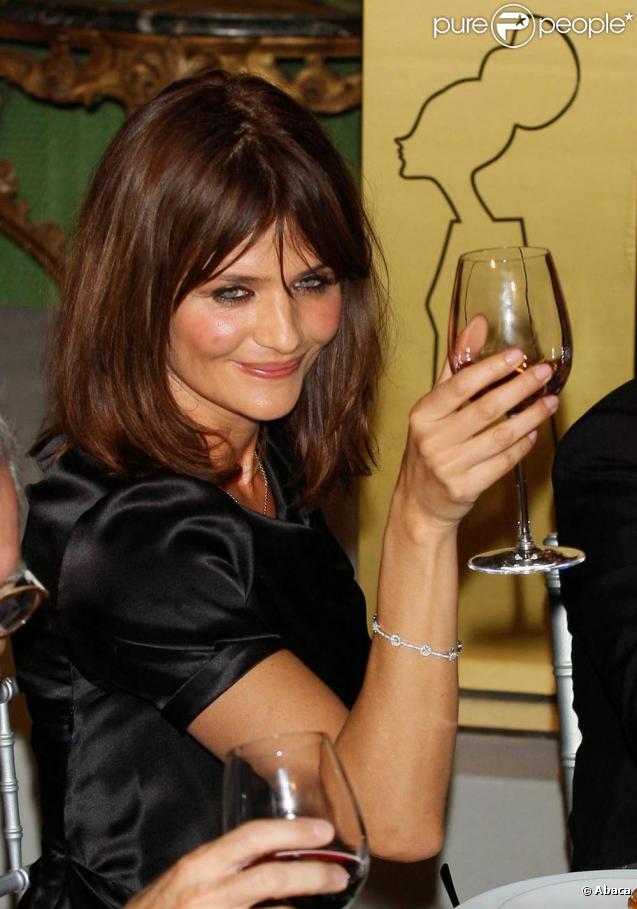 Helena Christensen à Madrid pour les Prix de la Mode décernés par Marie Claire le 19/11/09 