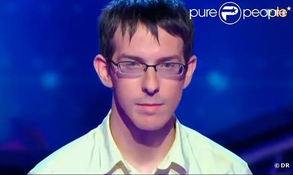 Rudy, candidat dans le groupe des moins de 25 ans, a gagné sa place en finale du  Plus Grand Quiz de France .