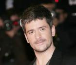 Le chanteur Grégoire