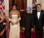 Le couple Obama reçoit le Premier ministre indien Manmohan Singh à la Maison Blanche en novembre 2009 