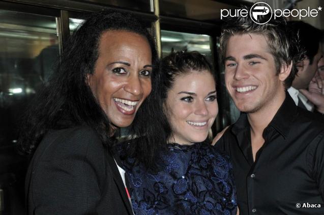 Sophie Tapie et Giovanni Castaldi, très amoureux, ici avec Vincent Mc Doom, il y a quelques jours lors des  Trophées de la Nuit 2009  à Paris.