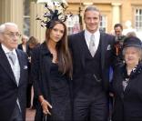 David et Victoria Beckham avec les grands-parents maternels du footballeur, Peggy et Joseph West,  en novembre 2003 