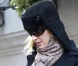 Uma Thurman dans les rues de New York ce matin, le 8/12/09