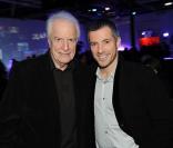 Les acteurs André Dussollier et Bruno Putzulu, à l'occasion de la grande soirée Toshiba organisée au Palais de Tokyo, à Paris, le 14 décembre 2009.