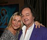 Sophie Favier et Gonzague Saint Bris lors de la soirée du joaillier Edouard Nahum à Paris le 13 décembre 2009