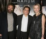 Marek Halter, Edouard Nahum et Princesse Hélène de Yougoslavie  lors de la soirée du joaillier Edouard Nahum à Paris le 13 décembre 2009