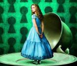 La nouvelle bande-annonce d' Alice au pays des merveilles  de Tim Burton.