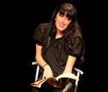 Jenifer sur scène avec  Les monologues du vagin  !