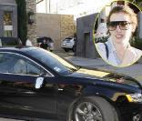 Anne Hathaway a eu un accident de voiture avec un cycliste à Santa Monica, Los Angeles, le 16 décembre 2009.