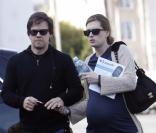 Mark Wahlberg et sa femme Rhea à Beverly Hills, le 24 décembre 2009.