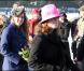 La princesse Beatrice, fille de Sarah Ferguson, avec en second plan Zara Phillips, le 25 décembre à l'église St Mary Magdalene, se rendent en compagnie de la famille royale d'Angleterre à la traditionnelle messe de Noël.