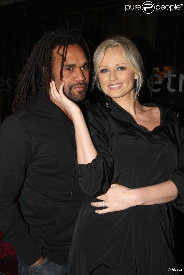  Christian Karembeu a épousé sur l'île de beauté sa ravissante (beauté !) et immense (des jambes d'1m26 !) Adriana en 1998 ! Mieux que toutes les coupes du monde ! 