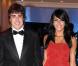 Devant le pilote F1, Fernando Alonso, la ravissante Raquel del Rosario n'a pas pû résister ! Pour eux... tout roule !
 &nbsp; 
 