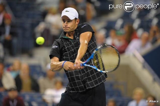Andy Roddick tire plus vite que son ombre mais ce n'est pas son seul et unique don ! Le tennisman a réussi à mettre la main sur l'une des plus belles créatures de notre monde... Brooklyn Decker !