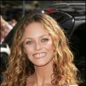 Vanessa Paradis de retour sur scène cet été