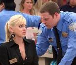 Des images d' Observe and Report. 
