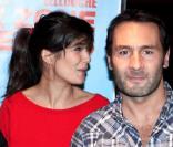 Cyril Descours, Alfred Lot, Michel Blanc, Mélanie Doutey et Gilles Lellouche présentent leur nouveau film,  Une petite zone de turbulence , au cinéma UGC Ciné Cité Bercy, à Paris, le 11 janvier 2010.