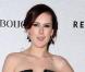 Dans sa robe fourreau noire, Rumer Willis a l'air d'une vraie diva lors du gala de charité The Art of Elysium's le 16 janvier 2010 à Los Angeles