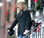 Uma Thurman à la sortie da sa résidence, à New York, le 15 janvier 2010 !