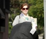 Amy Adams et son fiancé se baladent à L.A. 18/10/2010