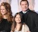 Regardez John Travolta se prendre pour Justin Timberlake : un duo avec sa fille Ella Bleu... touchant et délirant !