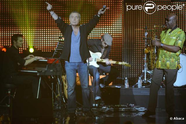 Bernard Lavilliers et Manu Dibango en duo au concert de charité pour Haïti, au Zénith de Paris, le 25 janvier 2010 !