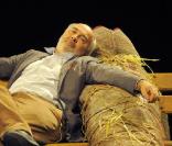 Gérard Jugnot se dévoile sur la scène du Petit Théâtre à Paris le 20 janvier 2010 dans la pièce Le Paquet de Philippe Claudel