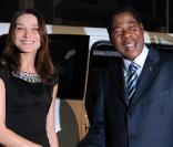 Carla Bruni-Sarkozy en visite au Bénin. Le 26 janvier 2010.